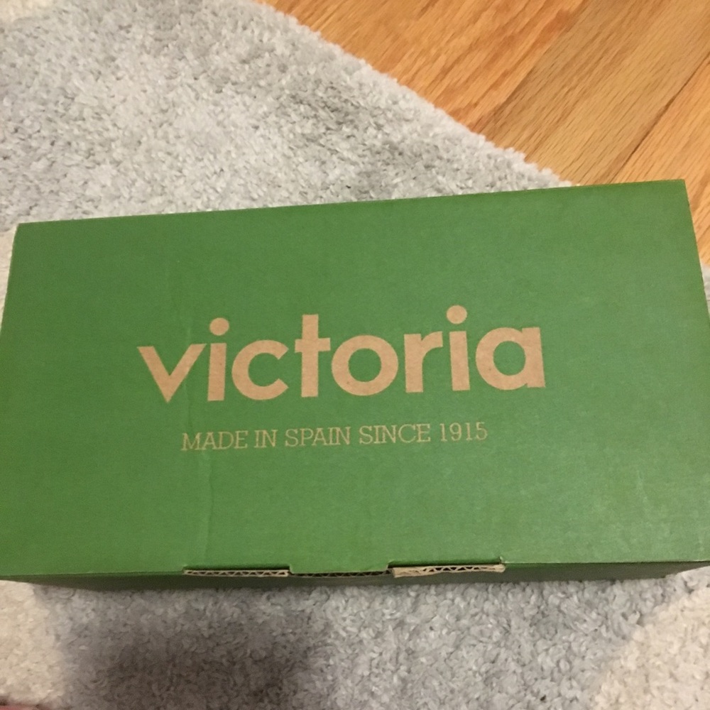 Toddler shoes